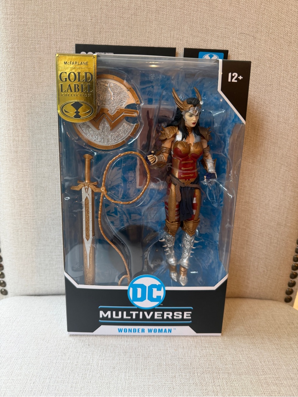 DC Comics Wonder Woman Action Figure - multiverse gold label
